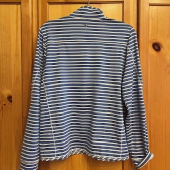 Vineyard Vines Performance Sankaty Shep Shirt--Size Medium - Picture 2 of 6